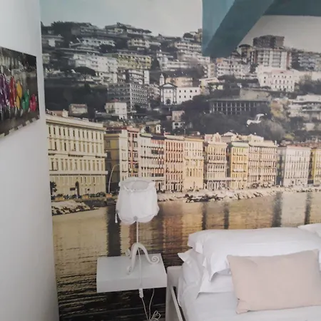Palazzo Satriano 4* Nápoly