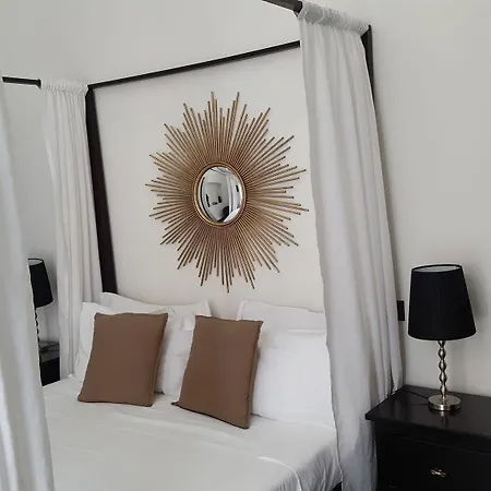 Bed & Breakfast Palazzo Satriano Naples