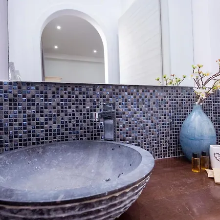 Palazzo Satriano 3*
