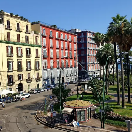 Alojamento de Acomodação e Pequeno-almoço Palazzo Satriano