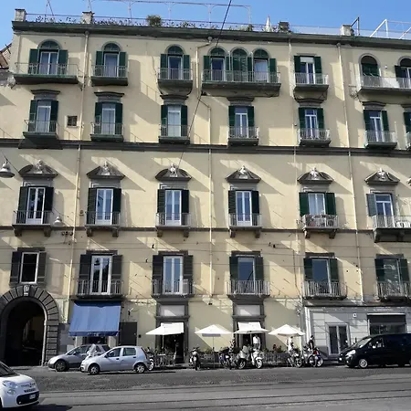 Palazzo Satriano Alojamento de Acomodação e Pequeno-almoço