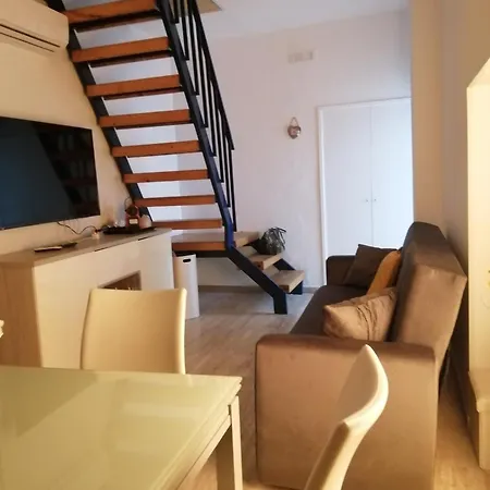 Oda ve Kahvaltı Palazzo Satriano 3*