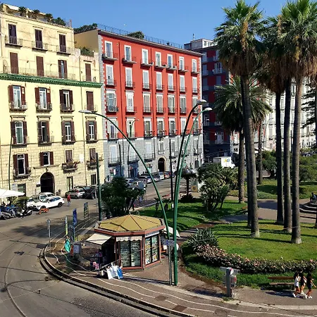 فندق مبيت وإفطار Palazzo Satriano 4*