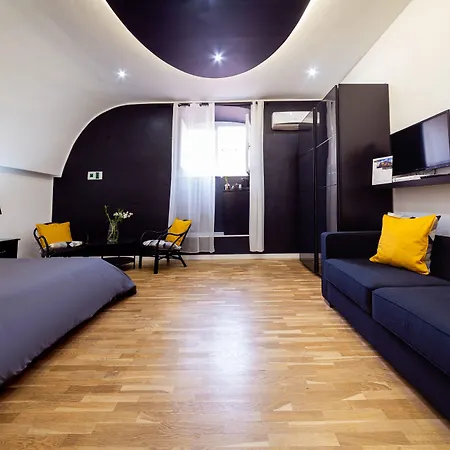 Palazzo Satriano نابولي