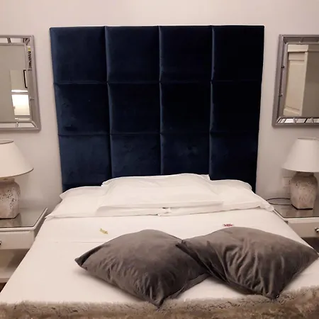 Palazzo Satriano فندق مبيت وإفطار